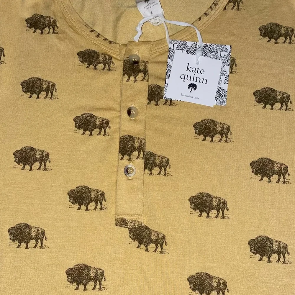 NWT A Kate Quinn Short Sleeve Basic Henley Tee Shirt featuring Buffalo - Picture 4 of 6